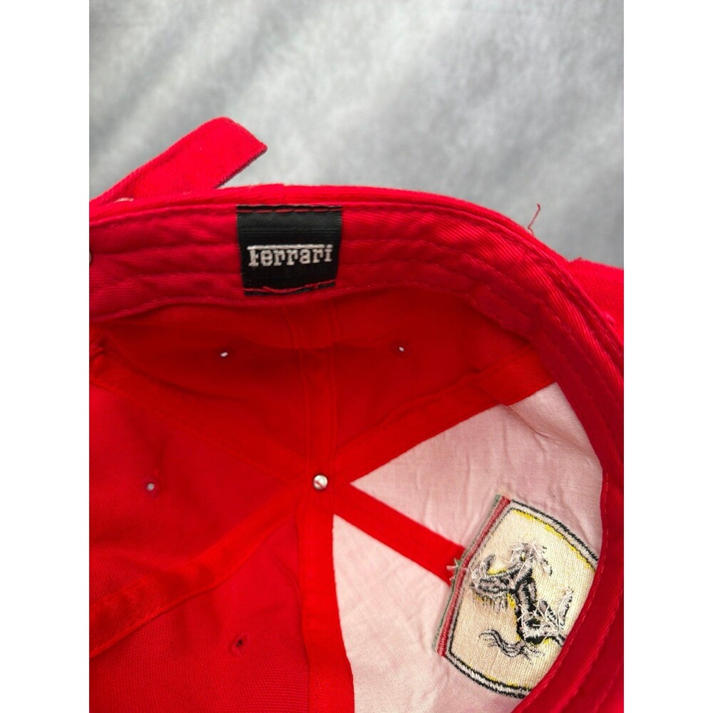 Ferrari hat - Picture 5 of 6